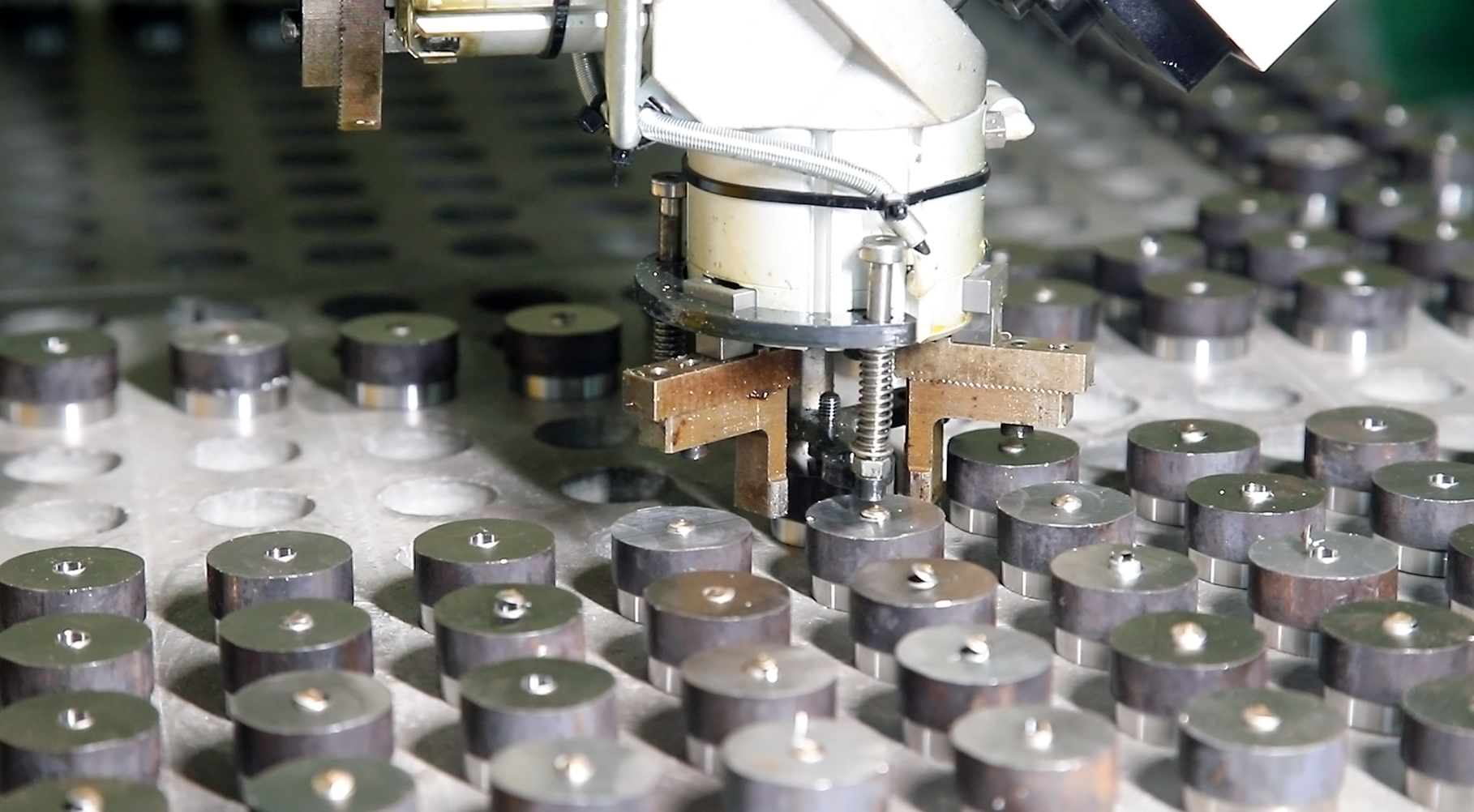 Industry Dynamics of Quick Couplings: Multi-dimensional Insights into Market, Technology and Competition 